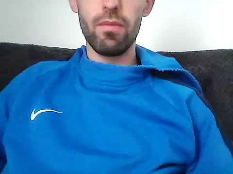 Snapshot of juju156111 chatting on January 11, 9:03 am juju156111 online show from January 11, 9:03 am