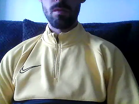 Snapshot of juju156111 chatting on February 27, 4:51 pm juju156111 online show from February 27, 4:51 pm