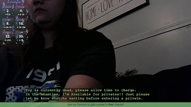 Snapshot of ZeTurtleMaster chatting on March 9, 7:34 am ZeTurtleMaster online show from March 9, 7:34 am