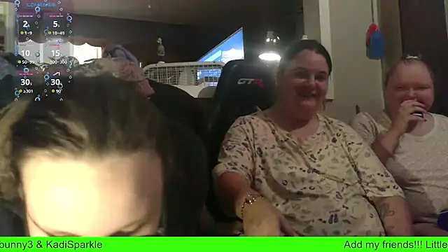 Snapshot of ZeTurtleMaster chatting on September 15, 3:06 am ZeTurtleMaster online show from September 15, 3:06 am