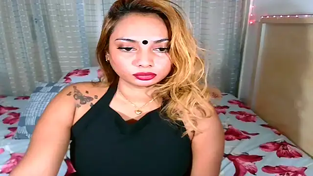 Snapshot of sexyindianchic chatting on September 27, 10:15 pm sexyindianchic online show from September 27, 10:15 pm
