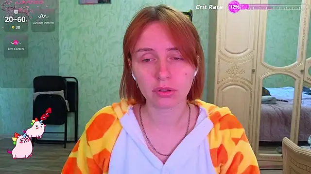 Snapshot of DanaMartina chatting on October 18, 12:17 pm DanaMartina online show from October 18, 12:17 pm