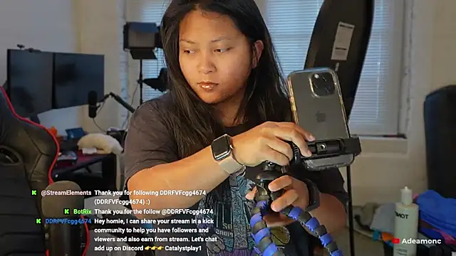 Snapshot of Bubbleliyah chatting on December 16, 8:47 pm Bubbleliyah online show from December 16, 8:47 pm