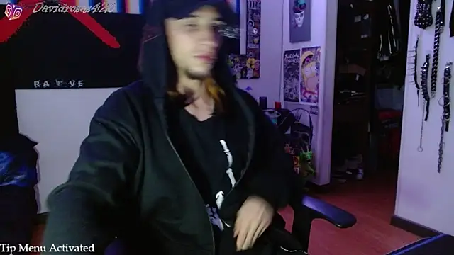 Snapshot of davidroses420 chatting on March 11, 1:16 am davidroses420 online show from March 11, 1:16 am