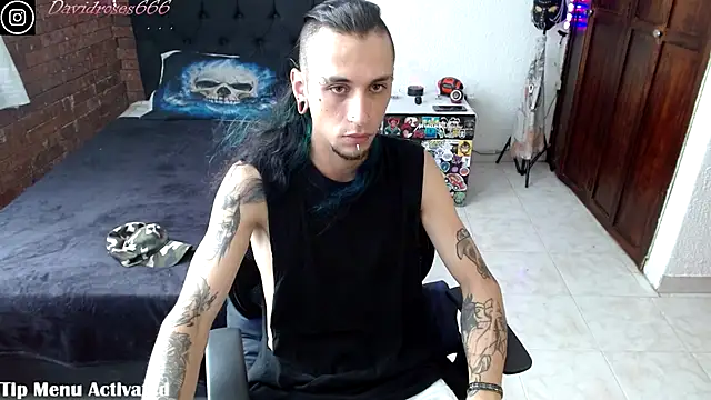 Snapshot of davidroses420 chatting on November 23, 5:35 pm davidroses420 online show from November 23, 5:35 pm