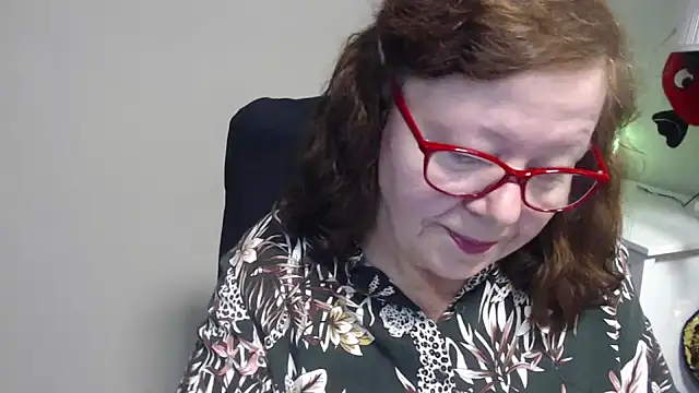 Snapshot of Adelewildx chatting on March 20, 5:02 am Adelewildx online show from March 20, 5:02 am