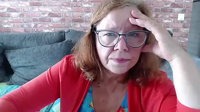 Snapshot of Adelewildx chatting on September 27, 10:20 am Adelewildx online show from September 27, 10:20 am