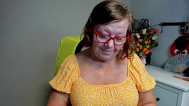 Snapshot of Adelewildx chatting on July 1, 3:30 am Adelewildx online show from July 1, 3:30 am
