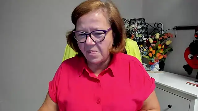 Snapshot of Adelewildx chatting on July 7, 2:36 am Adelewildx online show from July 7, 2:36 am