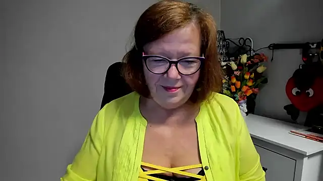 Snapshot of Adelewildx chatting on July 13, 3:31 am Adelewildx online show from July 13, 3:31 am