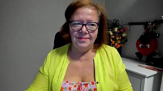 Snapshot of Adelewildx chatting on July 14, 3:00 am Adelewildx online show from July 14, 3:00 am