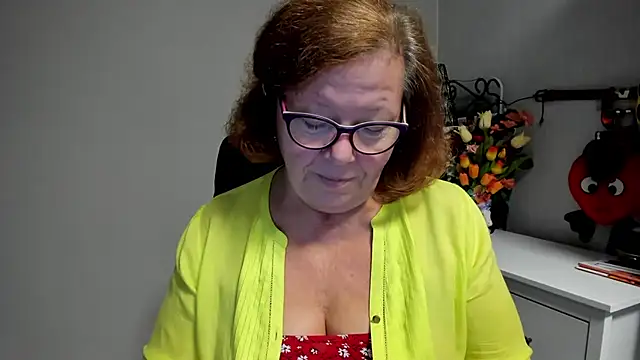 Snapshot of Adelewildx chatting on July 16, 3:34 am Adelewildx online show from July 16, 3:34 am