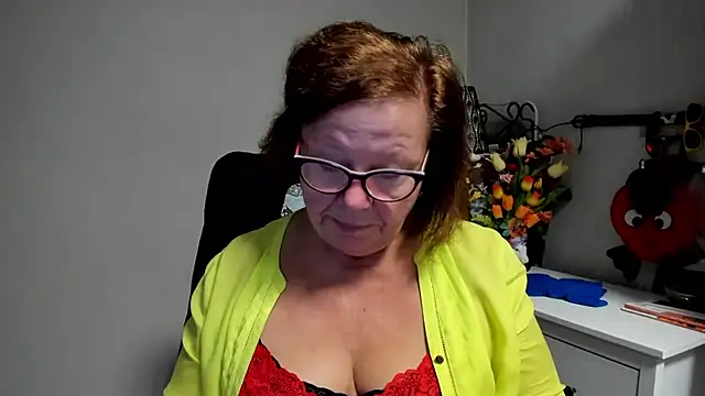 Snapshot of Adelewildx chatting on July 20, 3:43 am Adelewildx online show from July 20, 3:43 am