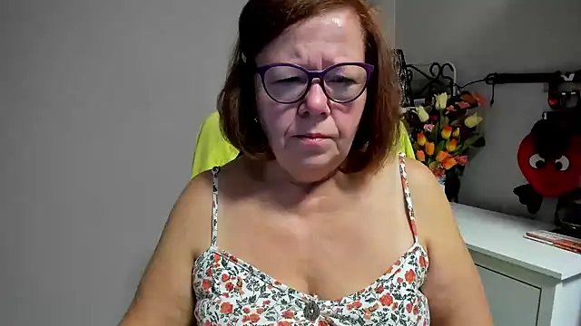 Snapshot of Adelewildx chatting on July 23, 3:15 am Adelewildx online show from July 23, 3:15 am