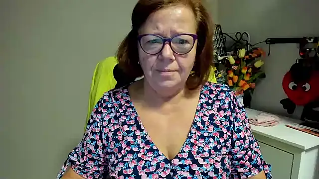 Snapshot of Adelewildx chatting on July 29, 3:26 am Adelewildx online show from July 29, 3:26 am