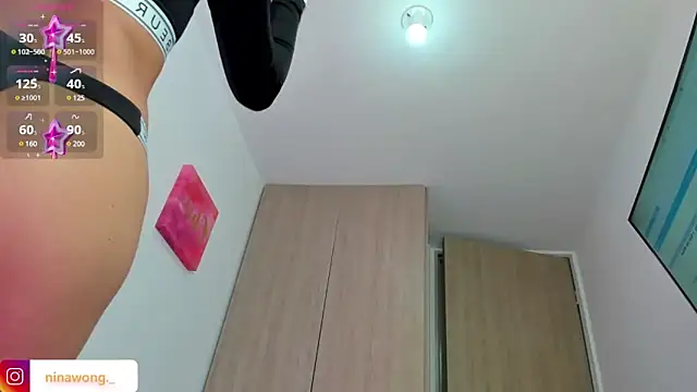 NinaWong online show from February 28, 5:04 pm