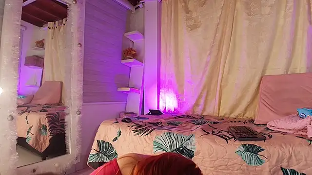 emyli sw  online show from February 7, 3:12 am