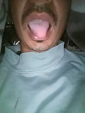 dreamtoungelick69 online show from February 11, 10:07 pm