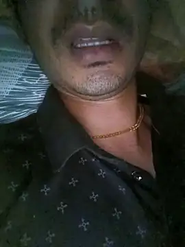 dreamtoungelick69 online show from March 18, 9:53 pm