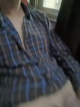 Snapshot of dreamtoungelick69 chatting on June 21, 10:18 am dreamtoungelick69 online show from June 21, 10:18 am