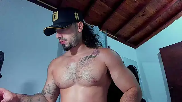 Snapshot of Baky_sexy chatting on November 28, 5:21 am Baky sexy online show from November 28, 5:21 am