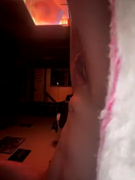 Snapshot of Chris-LE91 chatting on September 16, 1:06 am Chris-LE91 online show from September 16, 1:06 am