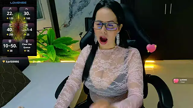 Snapshot of pamelajackson chatting on February 3, 10:11 pm pamelajackson online show from February 3, 10:11 pm