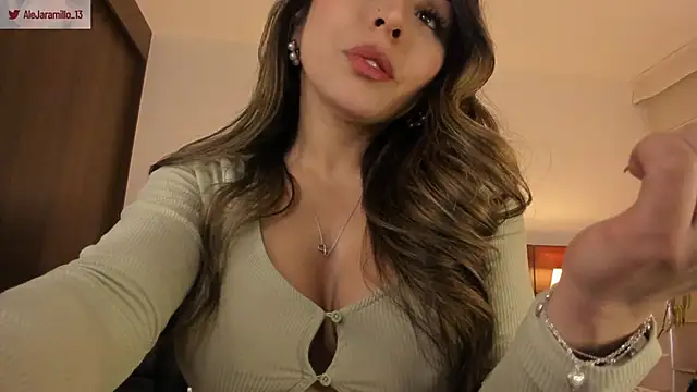 Snapshot of AleJaramillo_ chatting on December 20, 8:34 pm AleJaramillo online show from December 20, 8:34 pm