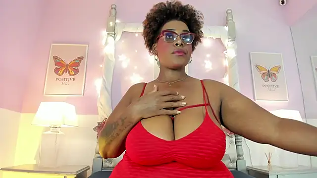 Snapshot of DakotaSexShow chatting on February 4, 7:55 pm DakotaSexShow online show from February 4, 7:55 pm