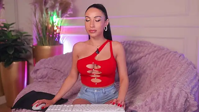 Anais Bloom online show from July 8, 7:18 pm