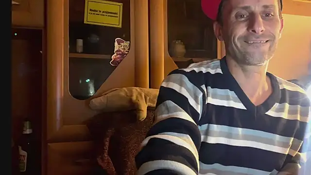 FireFox Feel online show from November 7, 7:58 pm