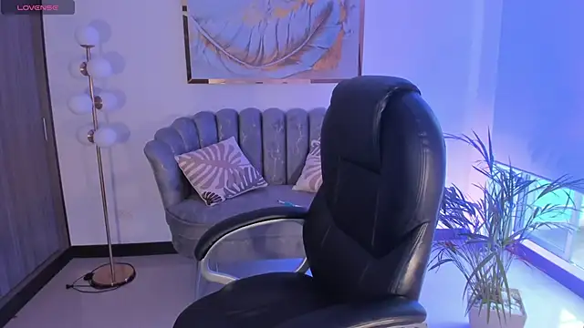 Snapshot of ZoePresleyX chatting on February 5, 10:01 pm ZoePresleyX online show from February 5, 10:01 pm