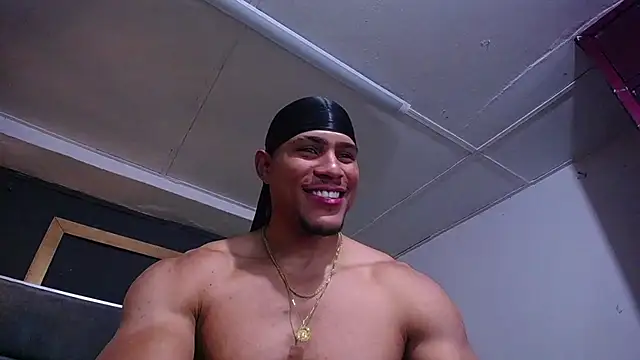 Snapshot of teddyfit19cm chatting on June 3, 2:33 pm teddyfit19cm online show from June 3, 2:33 pm