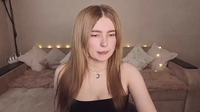 ViolettaLopez online show from June 16, 3:03 pm