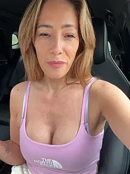 SweeetAlegra online show from March 5, 10:55 am