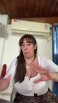 Snapshot of sofy_alone chatting on July 28, 2:13 pm sofy alone online show from July 28, 2:13 pm