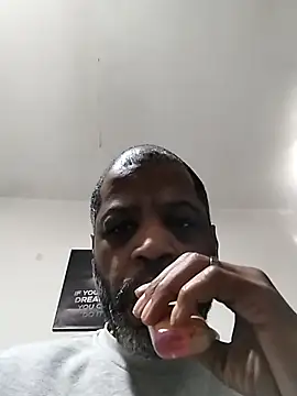alfiebrown007 online show from March 4, 1:39 pm