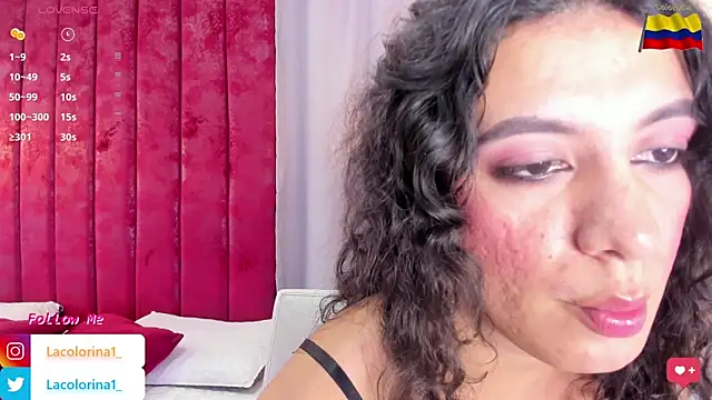 Snapshot of LaColorina_ chatting on January 25, 4:45 am LaColorina online show from January 25, 4:45 am