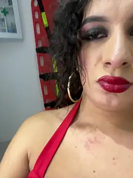 Snapshot of LaColorina_ chatting on February 10, 10:09 pm LaColorina online show from February 10, 10:09 pm