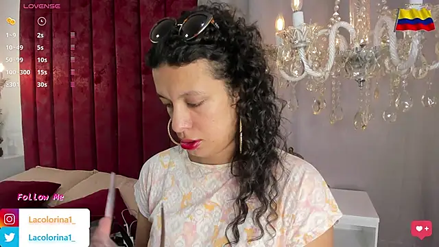 Snapshot of LaColorina_ chatting on February 13, 4:54 am LaColorina online show from February 13, 4:54 am