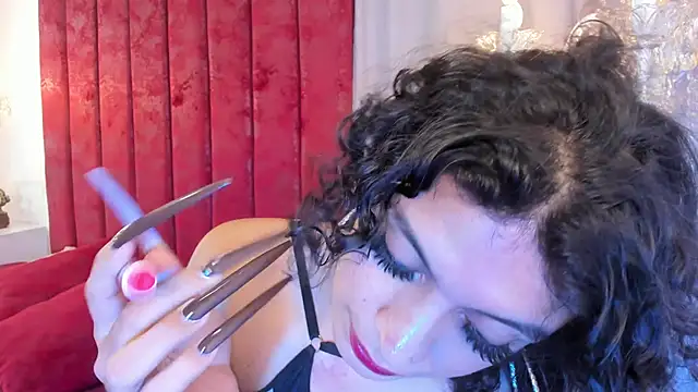 Snapshot of LaColorina_ chatting on February 21, 4:51 am LaColorina online show from February 21, 4:51 am