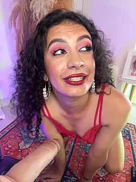 Snapshot of LaColorina_ chatting on October 6, 6:27 pm LaColorina online show from October 6, 6:27 pm