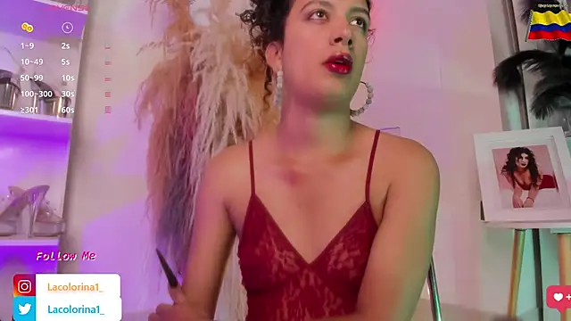 Snapshot of LaColorina_ chatting on October 24, 6:48 pm LaColorina online show from October 24, 6:48 pm