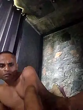 Snapshot of Lankanboi chatting on October 18, 1:41 am Lankanboi online show from October 18, 1:41 am