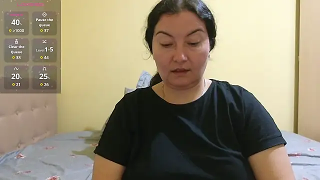Snapshot of BBW_MILF_4U chatting on February 12, 6:30 pm BBW MILF 4U online show from February 12, 6:30 pm