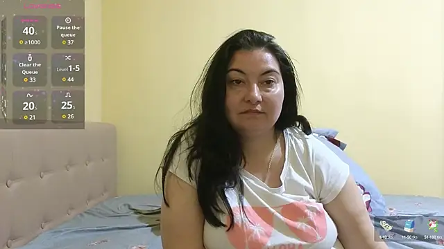 Snapshot of BBW_MILF_4U chatting on March 1, 2:34 pm BBW MILF 4U online show from March 1, 2:34 pm