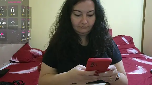 Snapshot of BBW_MILF_4U chatting on March 20, 12:32 pm BBW MILF 4U online show from March 20, 12:32 pm