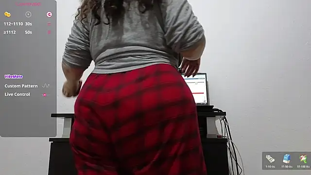 BBW MILF 4U online show from November 21, 3:00 pm