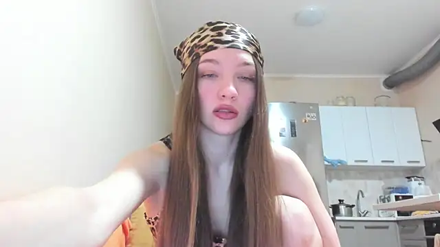 Snapshot of Naughty_Molly chatting on March 27, 4:29 pm Naughty Molly online show from March 27, 4:29 pm