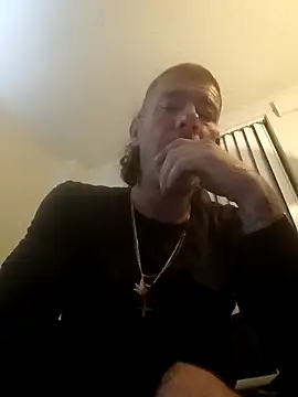 Snapshot of thefire420 chatting on November 6, 3:18 am thefire420 online show from November 6, 3:18 am